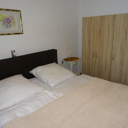 Cu-ferienwohnungen - Nur Fuer Urlaubsgaeste Apartment